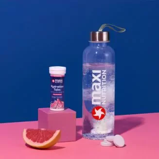 MaxiNutrition Hydration Tabs Pink Grapefruit 40g – Zubereitung in der Flasche